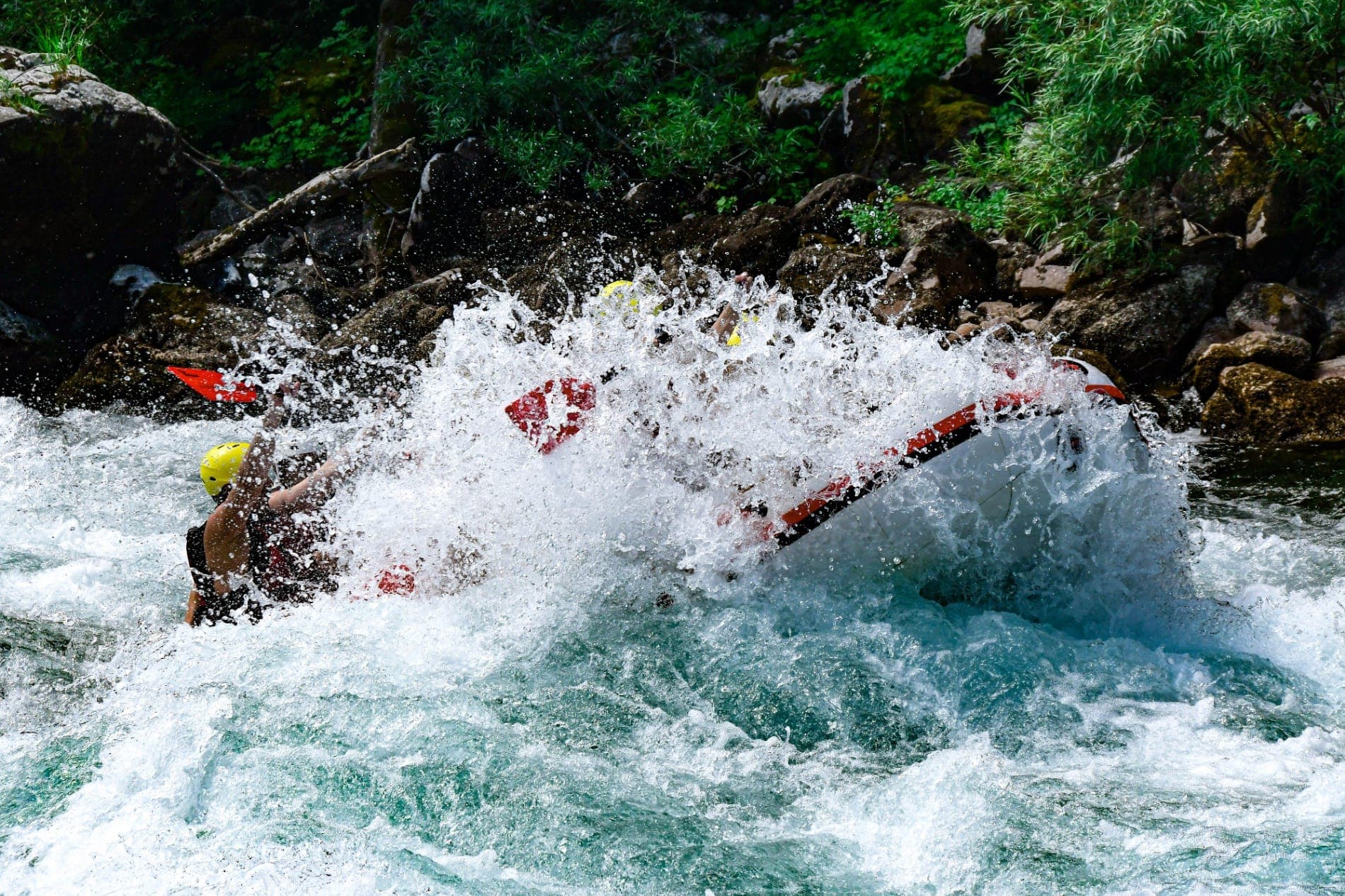 Rafting cijelim tokom