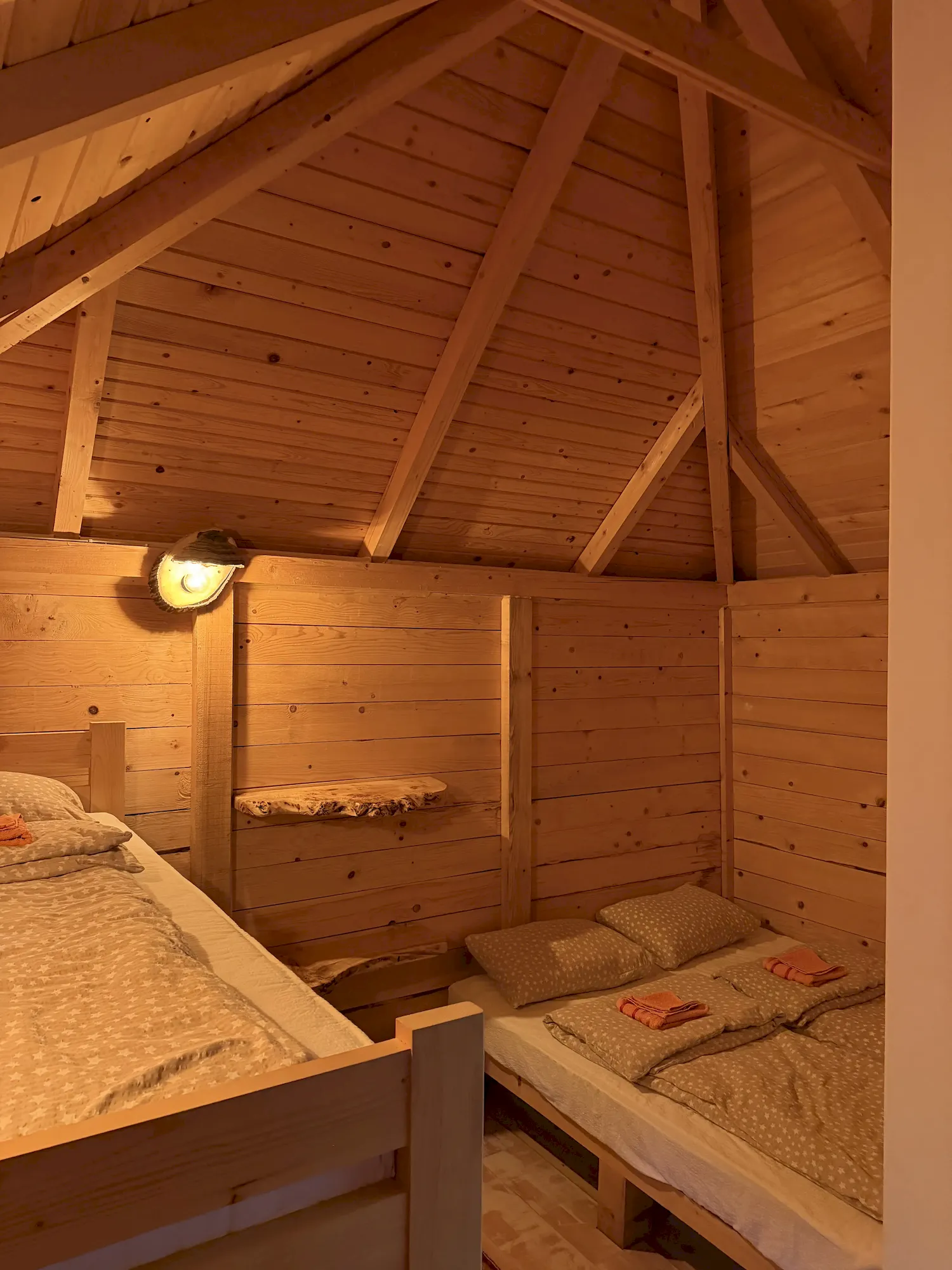 Lux bungalov kampa Konak — odmor uz Taru